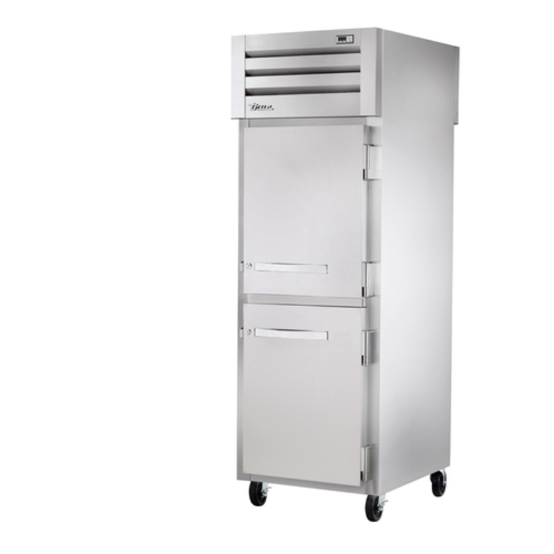 Vrai STA1FPT-2HS-2HS-HC Congélateur Commercial Pass-Thru à Demi-Portes Pleines 27,5"