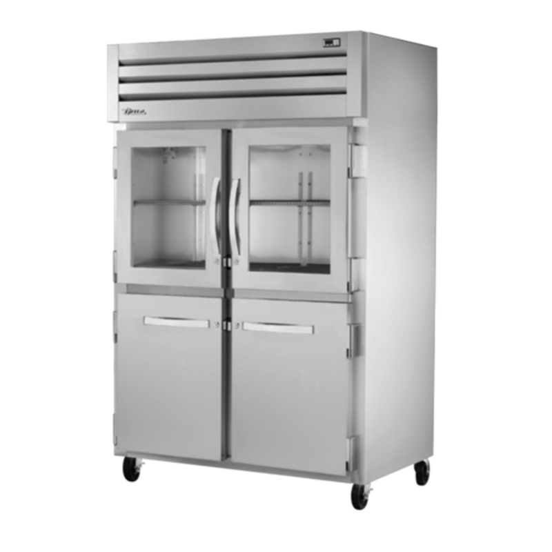 Réfrigérateur commercial True STR2R-2HG/2HS-HC de 133,7 cm de large, à portes combinées, avec accès direct