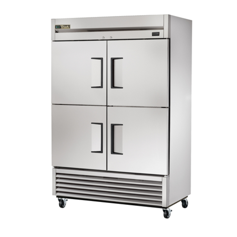 Réfrigérateur commercial True T-49-4-HC à deux sections, demi-portes pleines, 137 cm