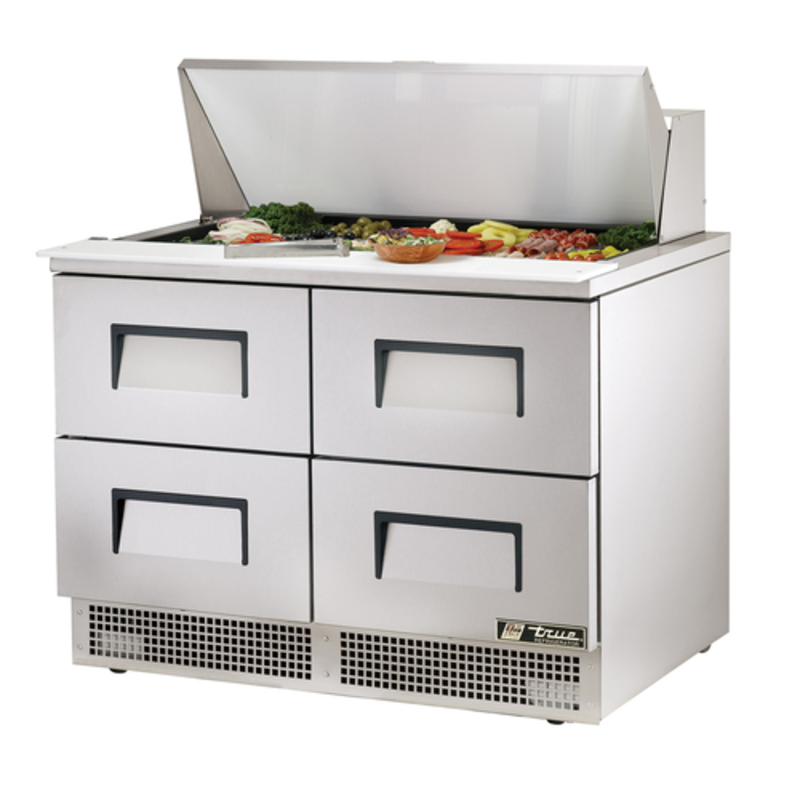 Table de préparation de sandwiches et de salades True TFP-48-18M-D-4 avec dessus méga, 4 tiroirs, 48 po