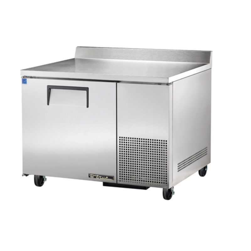Réfrigérateur commercial de plan de travail True TWT-44-HC de 113 cm de profondeur