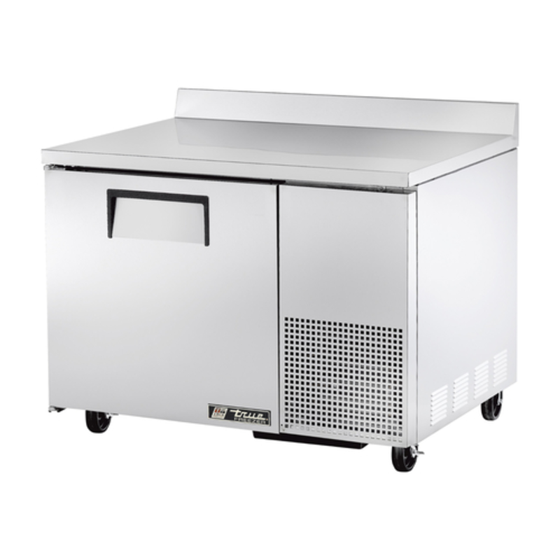 True TWT-44F-HC Congélateur de travail profond à porte pleine simple de 44,5 pouces